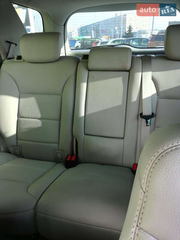 Внедорожник / Кроссовер Mercedes-Benz M-Class 2011 в Киеве