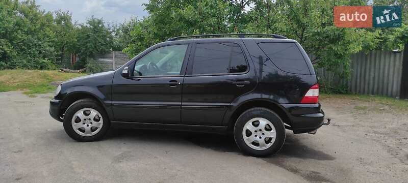 Внедорожник / Кроссовер Mercedes-Benz M-Class 2004 в Харькове