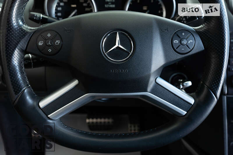 Внедорожник / Кроссовер Mercedes-Benz M-Class 2011 в Одессе фото 36 Внедорожник / Кроссовер Mercedes-Benz M-Class 2011 в Одессе