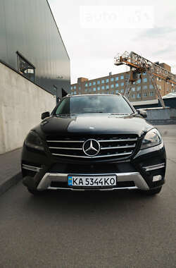 Позашляховик / Кросовер Mercedes-Benz M-Class 2014 в Борисполі