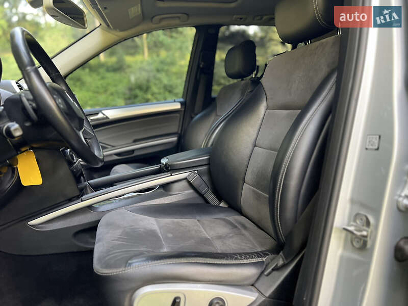 Внедорожник / Кроссовер Mercedes-Benz M-Class 2010 в Межгорье
