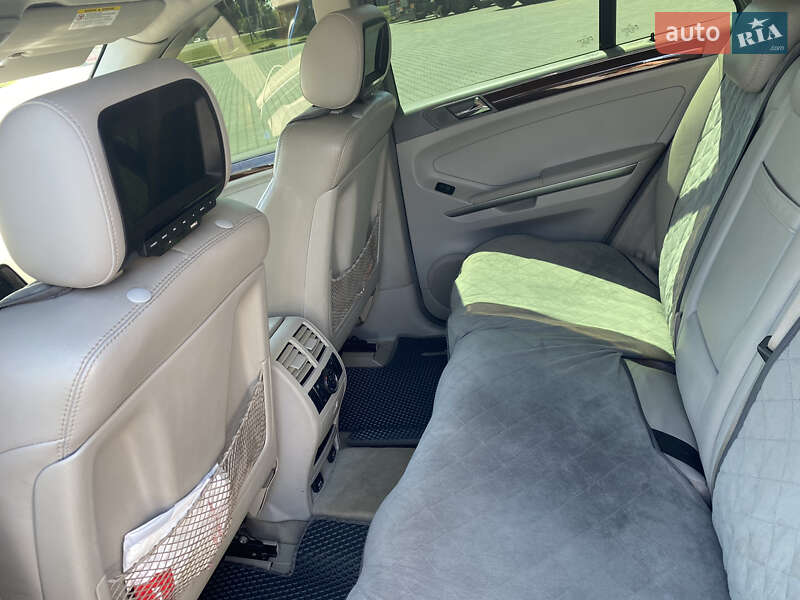 Внедорожник / Кроссовер Mercedes-Benz M-Class 2006 в Одессе