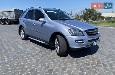 Позашляховик / Кросовер Mercedes-Benz M-Class 2006 в Одесі