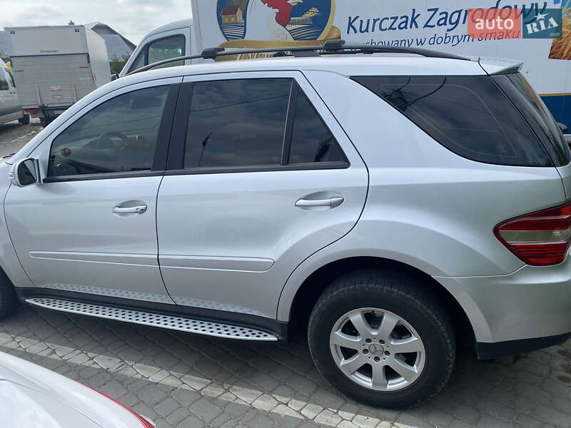 Внедорожник / Кроссовер Mercedes-Benz M-Class 2008 в Черновцах