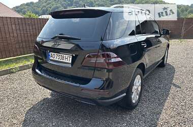 Внедорожник / Кроссовер Mercedes-Benz M-Class 2013 в 