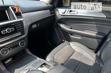 Внедорожник / Кроссовер Mercedes-Benz M-Class 2013 в 