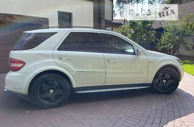 Позашляховик / Кросовер Mercedes-Benz M-Class 2008 в Києві