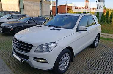 Внедорожник / Кроссовер Mercedes-Benz M-Class 2013 в 