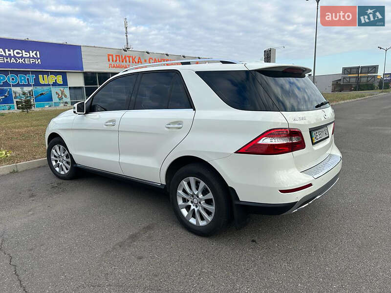 Внедорожник / Кроссовер Mercedes-Benz M-Class 2013 в Кривом Роге