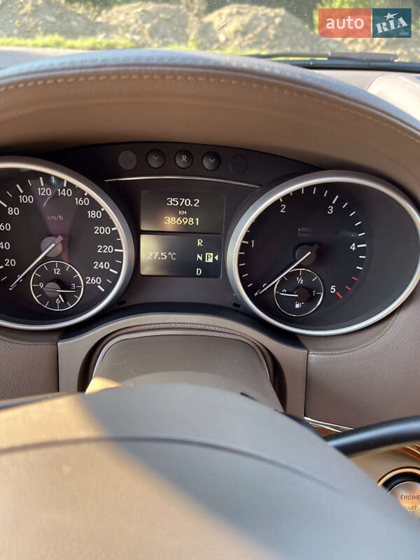 Позашляховик / Кросовер Mercedes-Benz M-Class 2010 в Болехові