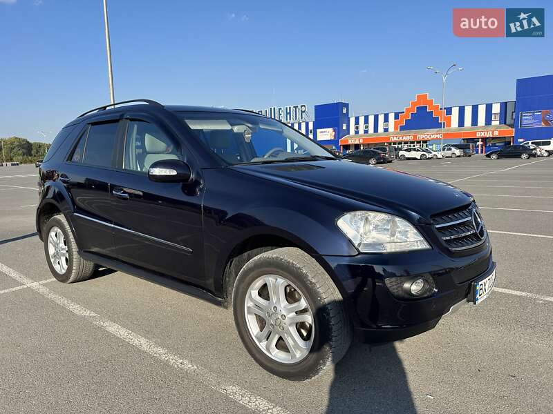 Внедорожник / Кроссовер Mercedes-Benz M-Class 2007 в Каменец-Подольском