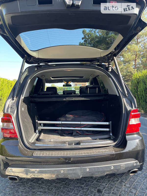 Внедорожник / Кроссовер Mercedes-Benz M-Class 2007 в Днепре