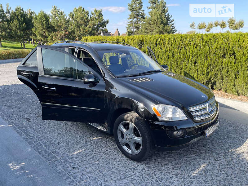 Внедорожник / Кроссовер Mercedes-Benz M-Class 2007 в Днепре