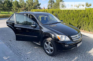 Внедорожник / Кроссовер Mercedes-Benz M-Class 2007 в 