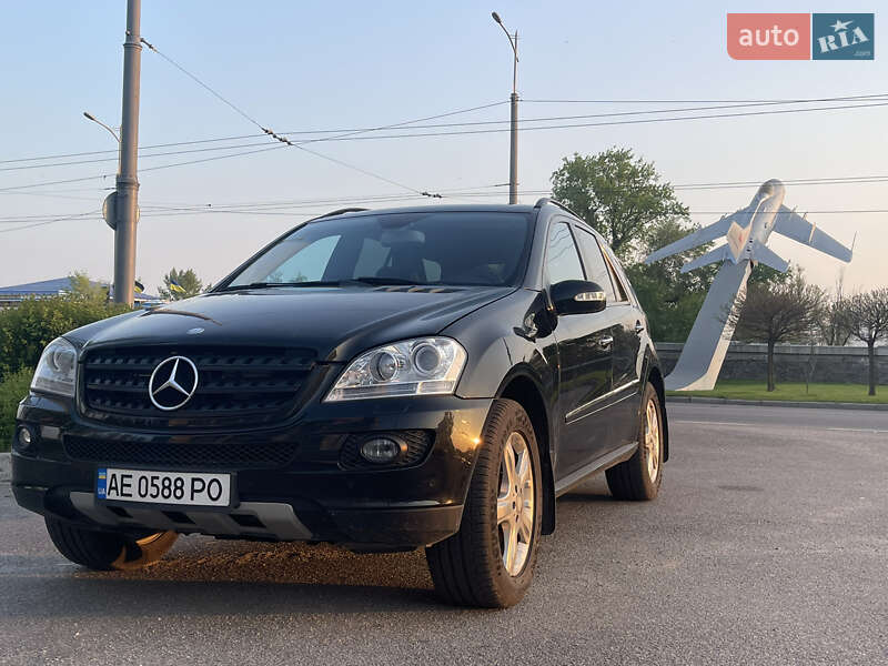 Внедорожник / Кроссовер Mercedes-Benz M-Class 2008 в Днепре