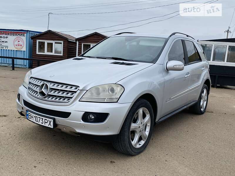 Внедорожник / Кроссовер Mercedes-Benz M-Class 2005 в Одессе фото 3 Внедорожник / Кроссовер Mercedes-Benz M-Class 2005 в Одессе