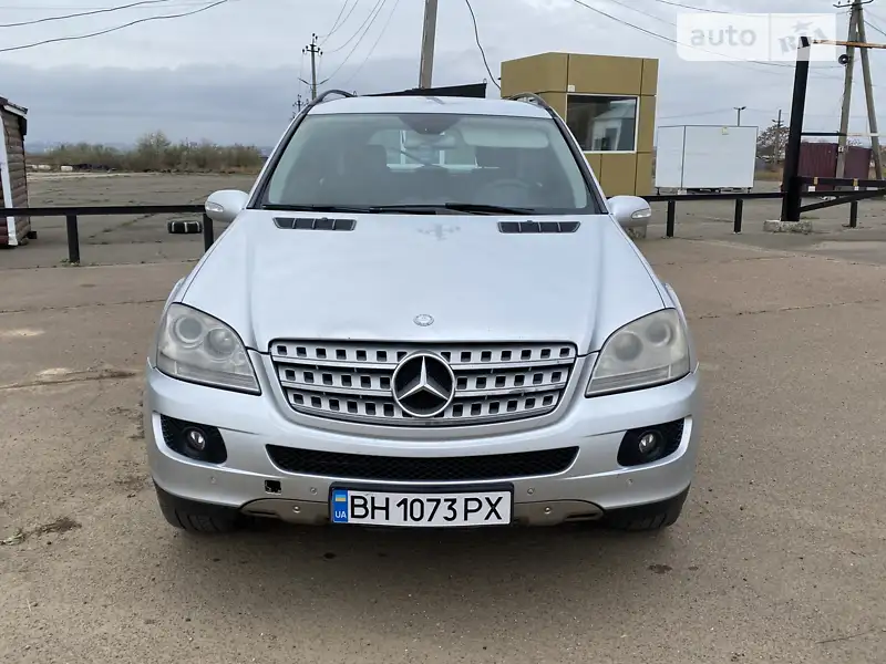Mercedes-Benz M-Class