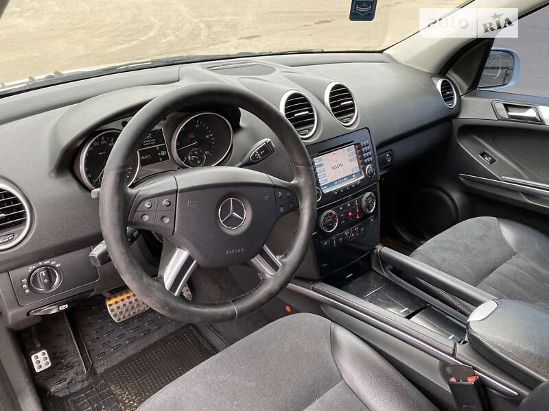 Внедорожник / Кроссовер Mercedes-Benz M-Class 2005 в Одессе фото 15 Внедорожник / Кроссовер Mercedes-Benz M-Class 2005 в Одессе