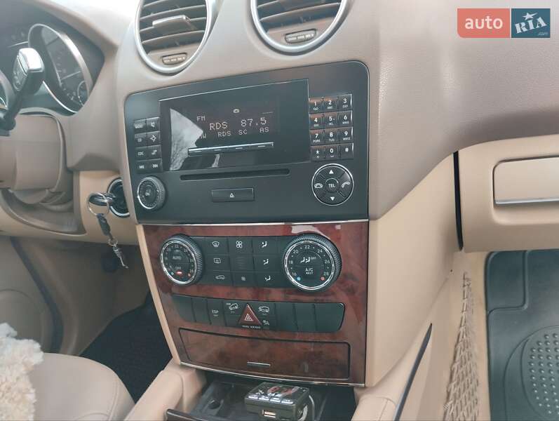 Внедорожник / Кроссовер Mercedes-Benz M-Class 2006 в Тульчине