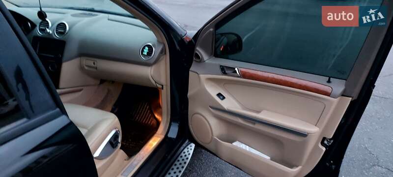 Позашляховик / Кросовер Mercedes-Benz M-Class 2006 в Харкові фото 17 Позашляховик / Кросовер Mercedes-Benz M-Class 2006 в Харкові