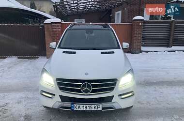 Внедорожник / Кроссовер Mercedes-Benz M-Class 2015 в Киеве