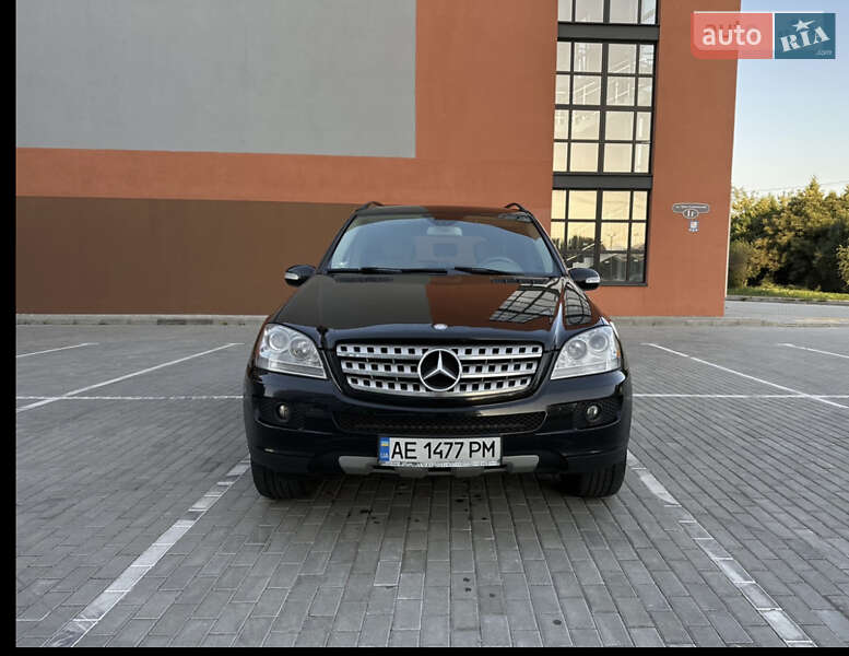 Внедорожник / Кроссовер Mercedes-Benz M-Class 2008 в Киеве