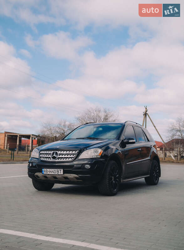 Внедорожник / Кроссовер Mercedes-Benz M-Class 2008 в 