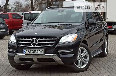 Позашляховик / Кросовер Mercedes-Benz M-Class 2014 в Дніпрі