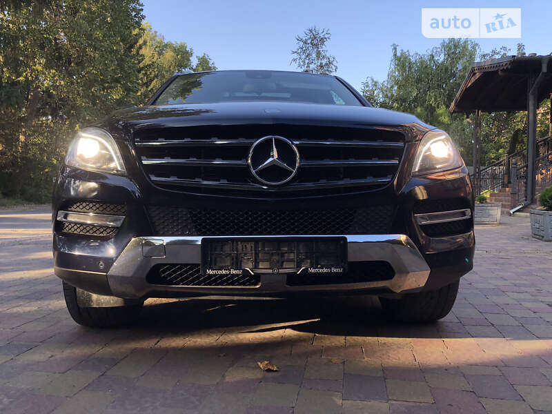 Внедорожник / Кроссовер Mercedes-Benz M-Class 2015 в Чорткове
