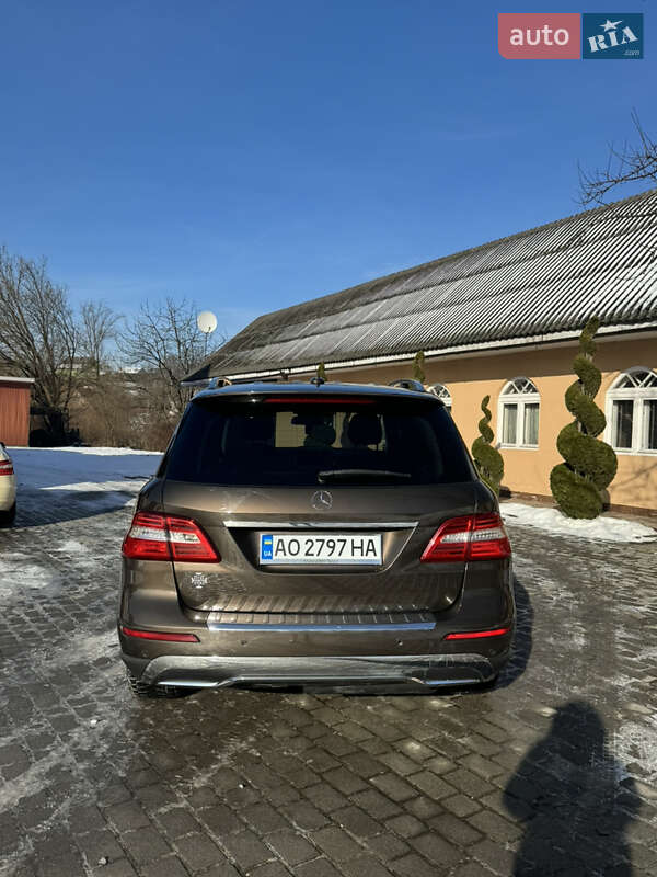 Внедорожник / Кроссовер Mercedes-Benz M-Class 2015 в Тячеве
