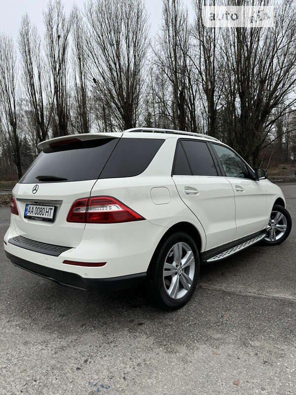 Внедорожник / Кроссовер Mercedes-Benz M-Class 2012 в Броварах