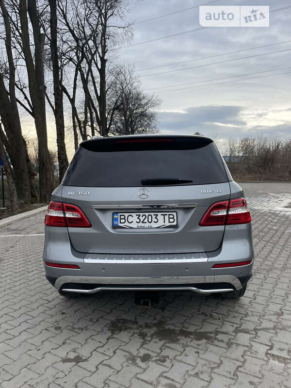 Внедорожник / Кроссовер Mercedes-Benz M-Class 2011 в Львове