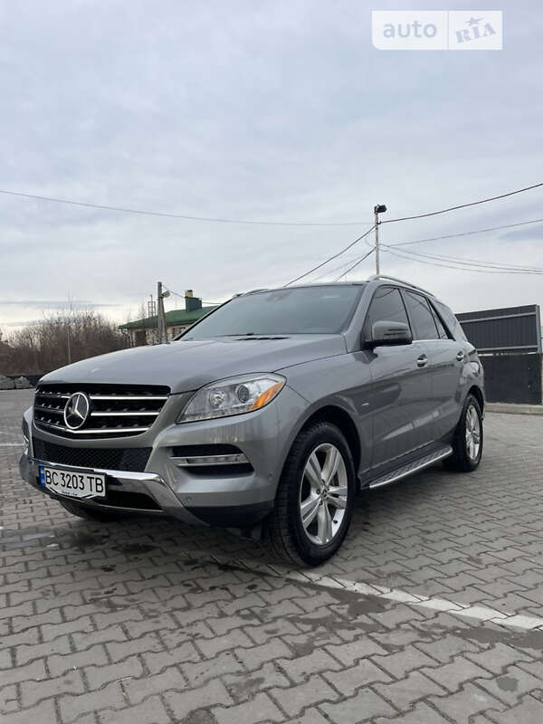 Внедорожник / Кроссовер Mercedes-Benz M-Class 2011 в Львове