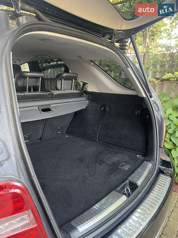 Внедорожник / Кроссовер Mercedes-Benz M-Class 2010 в Тячеве