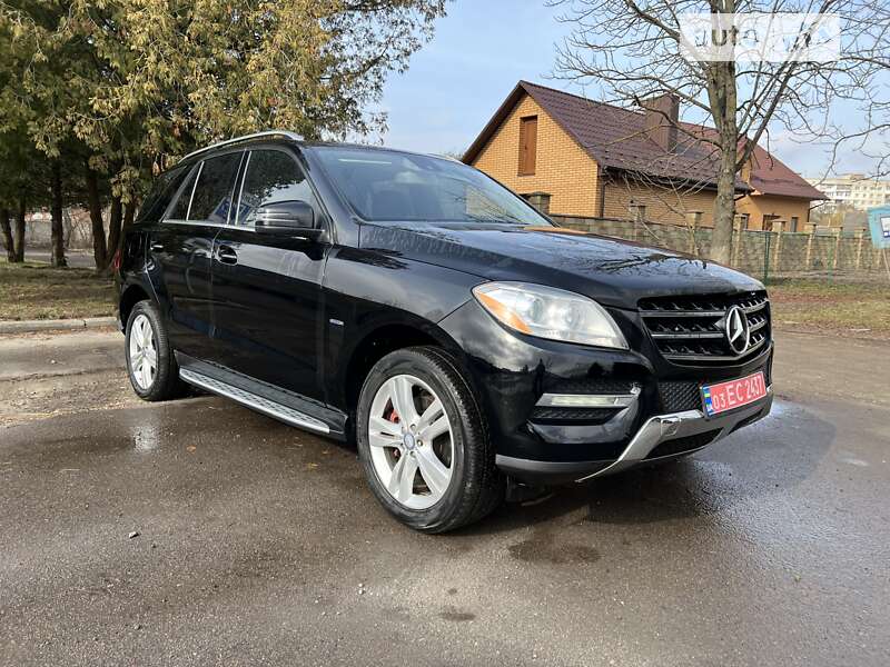 Позашляховик / Кросовер Mercedes-Benz M-Class 2012 в Луцьку