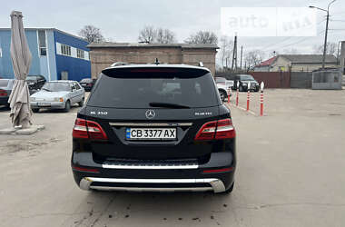 Внедорожник / Кроссовер Mercedes-Benz M-Class 2012 в Чернигове