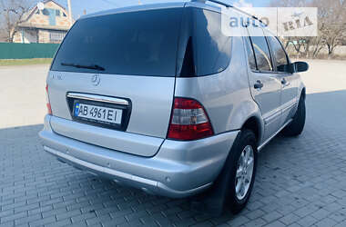 Внедорожник / Кроссовер Mercedes-Benz M-Class 2004 в 
