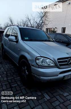 Внедорожник / Кроссовер Mercedes-Benz M-Class 1997 в Чернигове