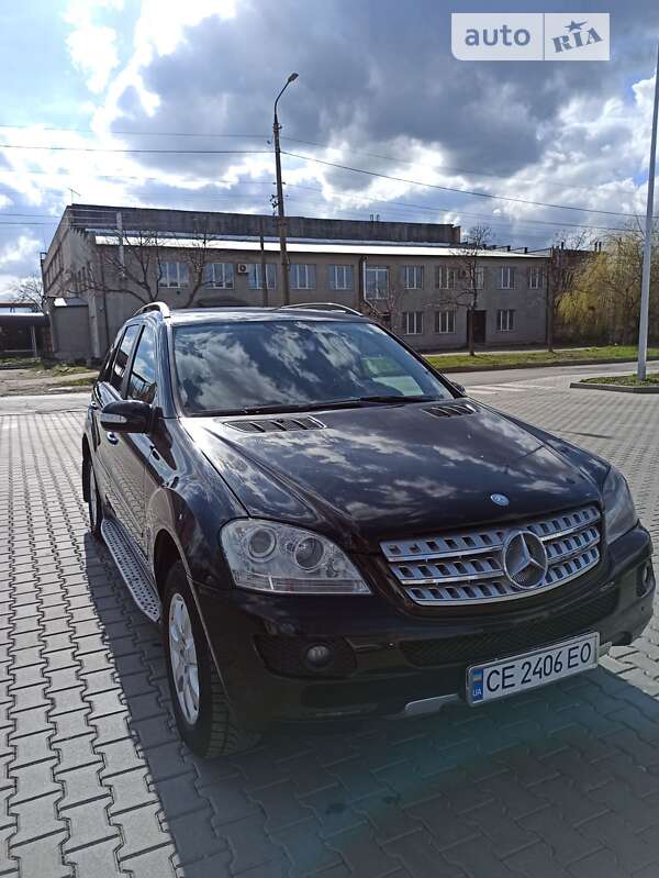 Позашляховик / Кросовер Mercedes-Benz M-Class 2006 в Чернівцях