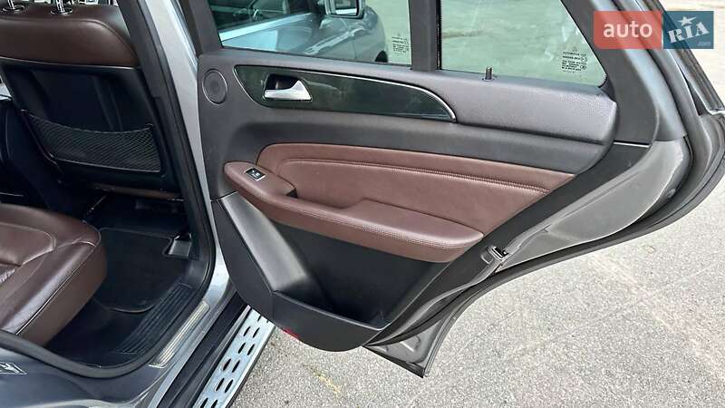 Внедорожник / Кроссовер Mercedes-Benz M-Class 2012 в Киеве