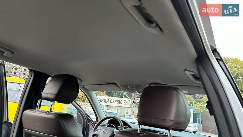 Внедорожник / Кроссовер Mercedes-Benz M-Class 2012 в Киеве