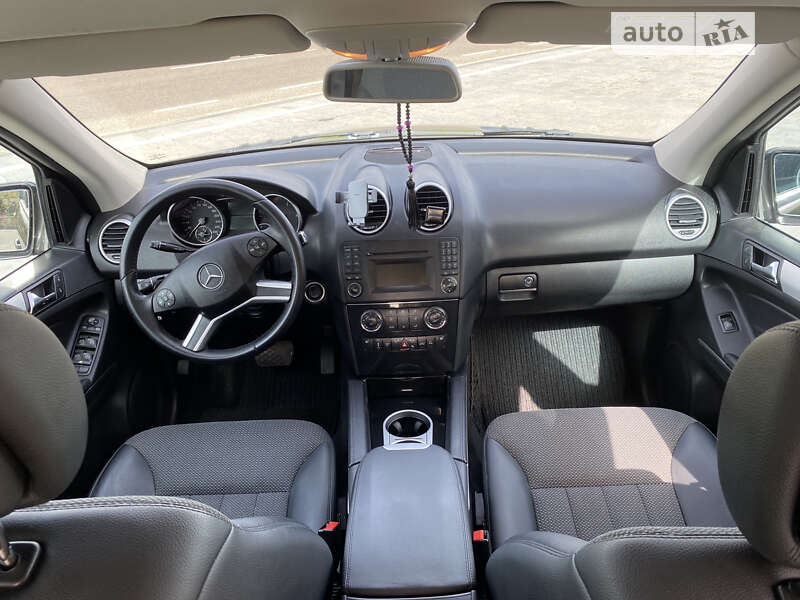 Внедорожник / Кроссовер Mercedes-Benz M-Class 2009 в Виноградове