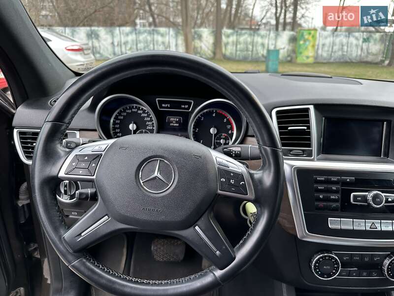 Внедорожник / Кроссовер Mercedes-Benz M-Class 2013 в Харькове фото 4 Внедорожник / Кроссовер Mercedes-Benz M-Class 2013 в Харькове