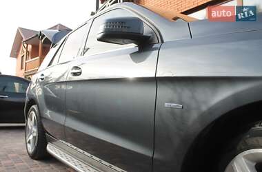 Внедорожник / Кроссовер Mercedes-Benz M-Class 2012 в 