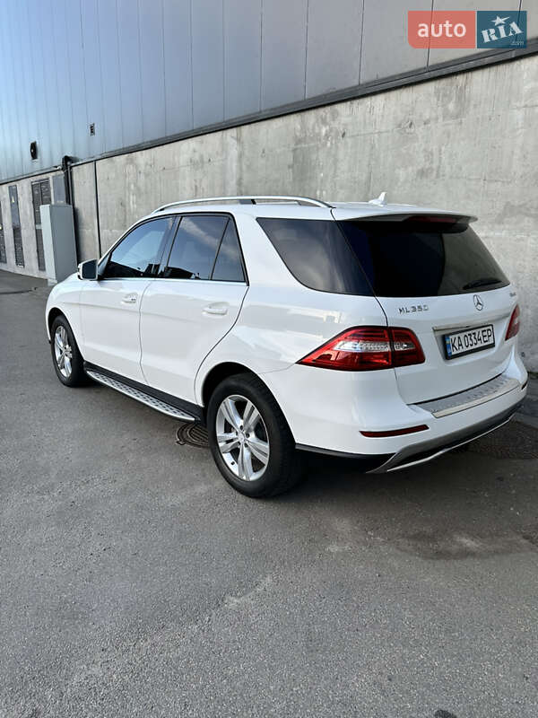 Позашляховик / Кросовер Mercedes-Benz M-Class 2014 в Києві