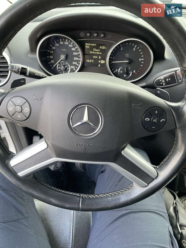 Внедорожник / Кроссовер Mercedes-Benz M-Class 2009 в Дубно