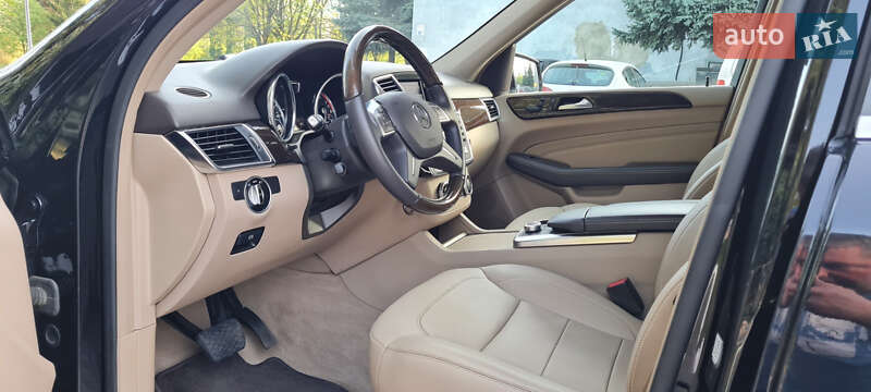 Внедорожник / Кроссовер Mercedes-Benz M-Class 2014 в Ровно