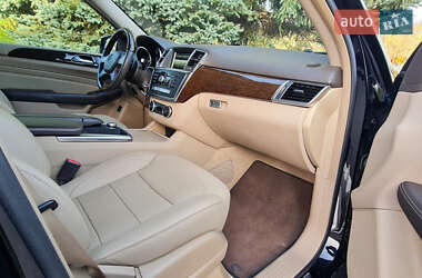 Внедорожник / Кроссовер Mercedes-Benz M-Class 2014 в 