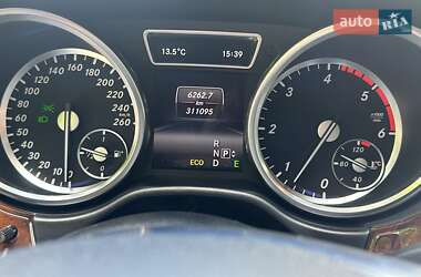 Внедорожник / Кроссовер Mercedes-Benz M-Class 2013 в 