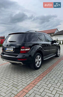 Mercedes-Benz M-Class 2008